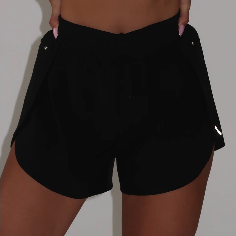 Liaison The Label In The Flow shorts. NEW